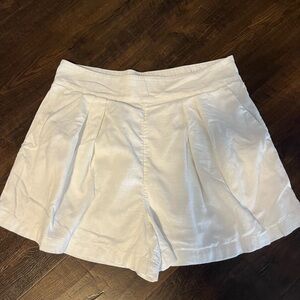 🤍Abercrombie & Fitch White Linen Shorts 🤍